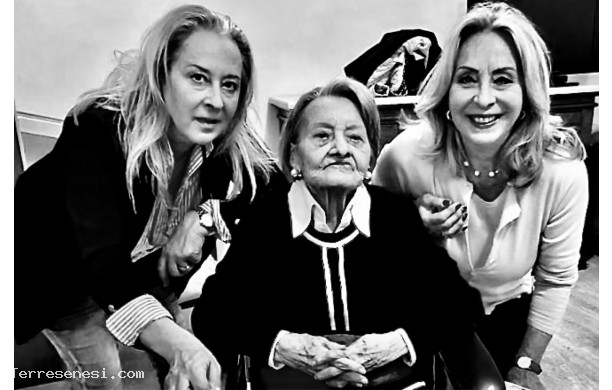 2023, 1° Maggio - 98 Compleanno di Renata Sonni