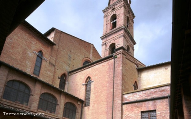 IL CHIOSTRO DEL CARMINE